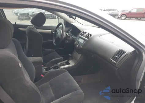 2005 Honda Accord 2.4 Ex from USA, damaged, VIN 1HGCM72775A003971